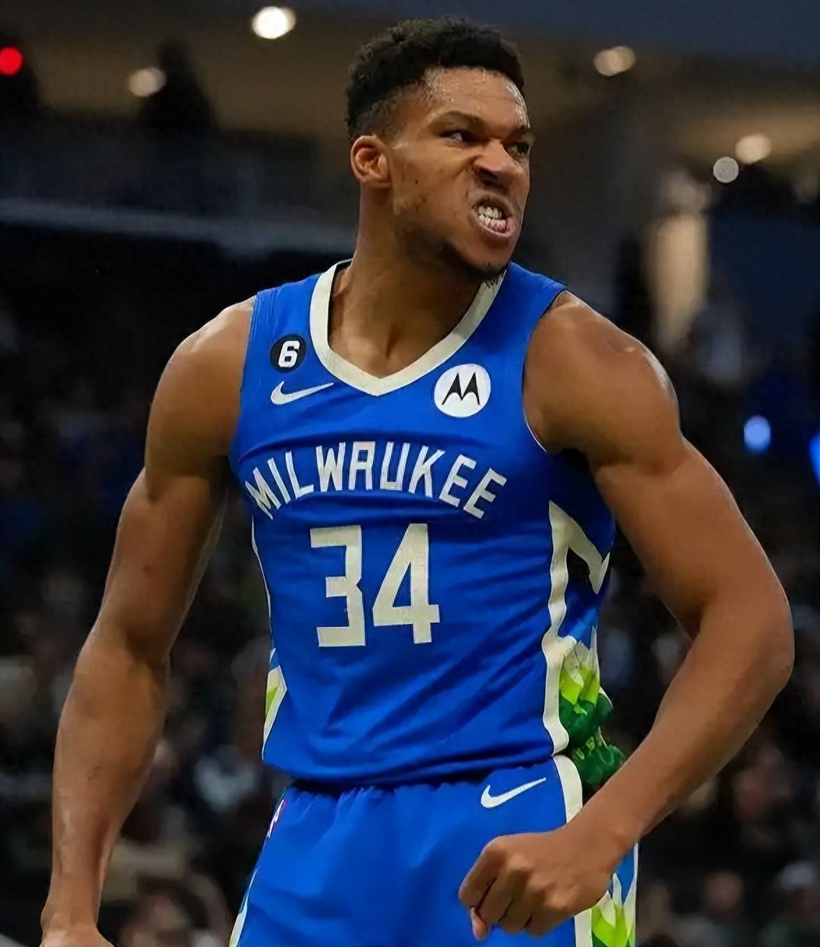 开云官网-关于字母哥迎来七赛季出色发挥,MAD观众热烈欢呼!全场沸腾不已的信息