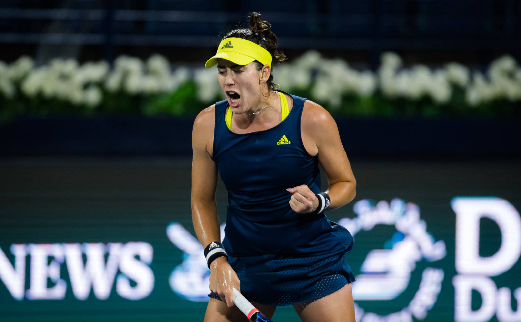 开云平台-关于穆古鲁扎意外战胜雄鹿,重返赛场引爆全场!赢得满堂喝彩的信息